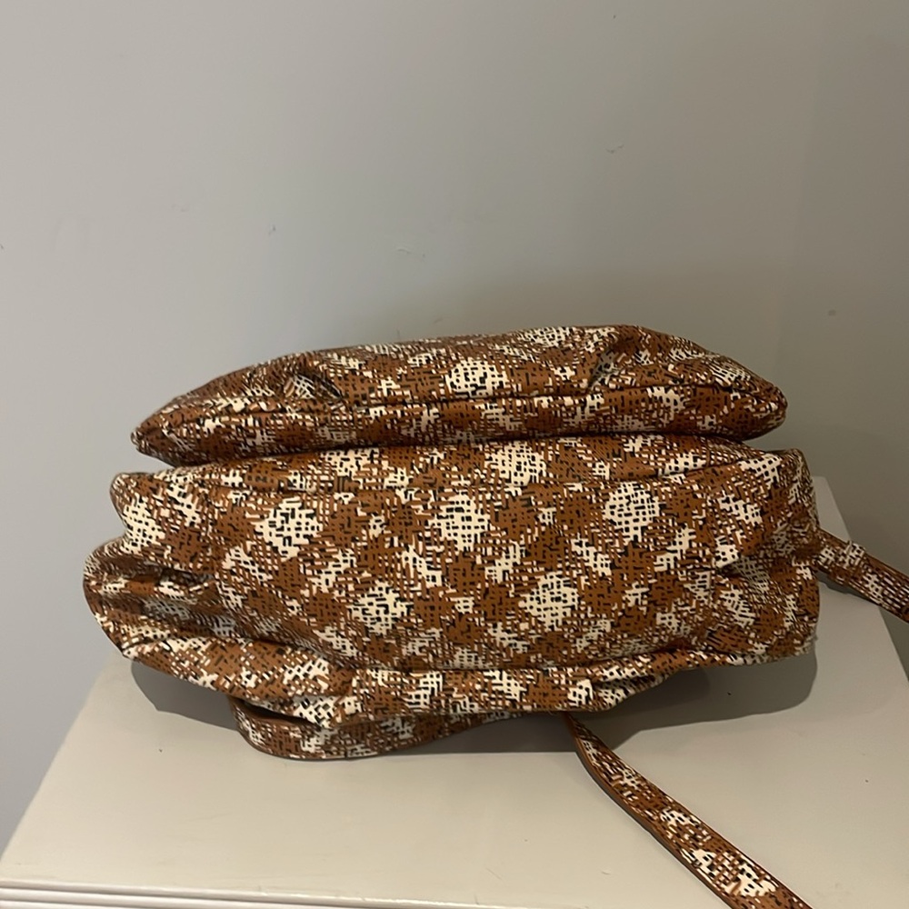 Marc by Marc Jacobs Cooper Penny Handbag - Picture 7 of 13